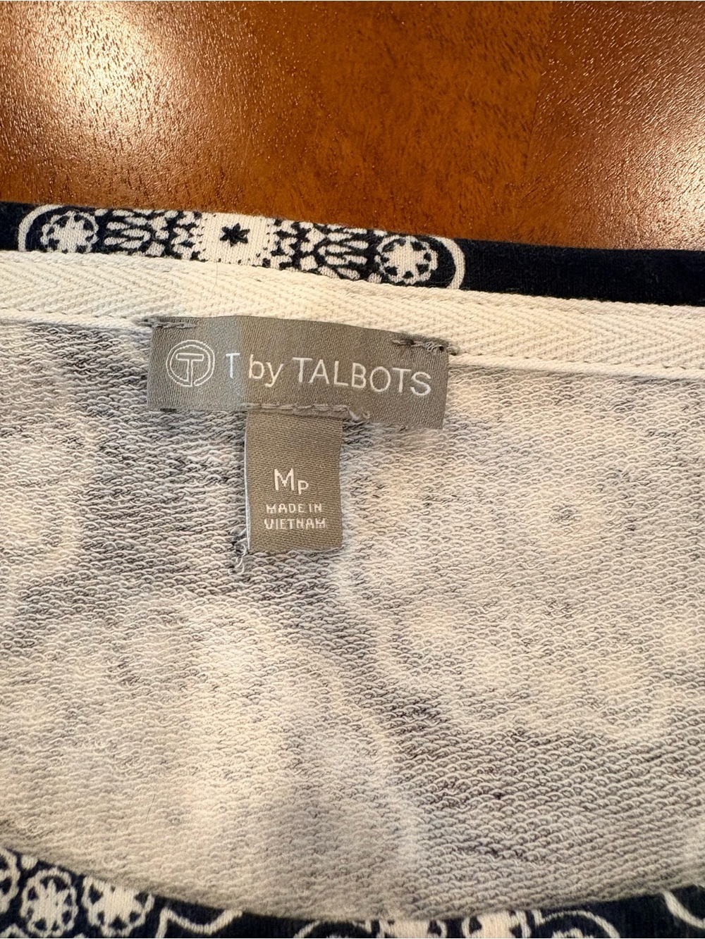 Talbots Black Medallion Midi Shift Dress, size Mp - Picture 4 of 6